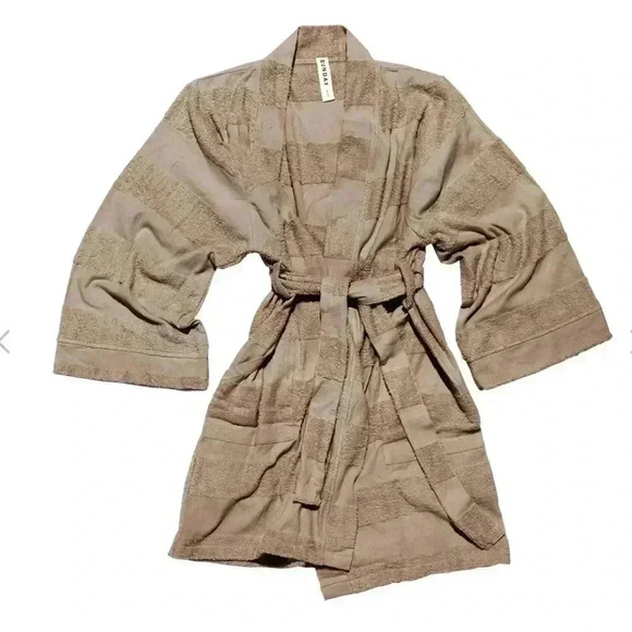 SUNDAY HUSK BEACH ROBE GREEN ONE SIZE - Picture 1 of 14